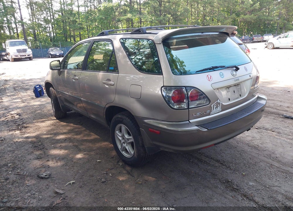 2002 LEXUS RX 300 VIN: JTJHF10U820238852