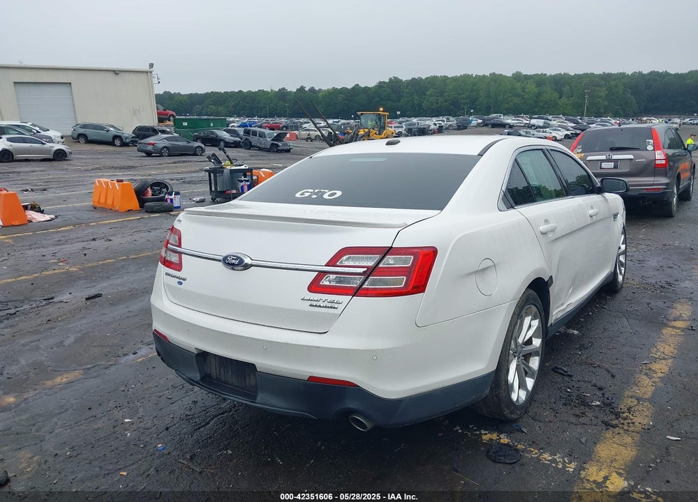 2013 FORD TAURUS VIN: 1FAHP2F82DG170824