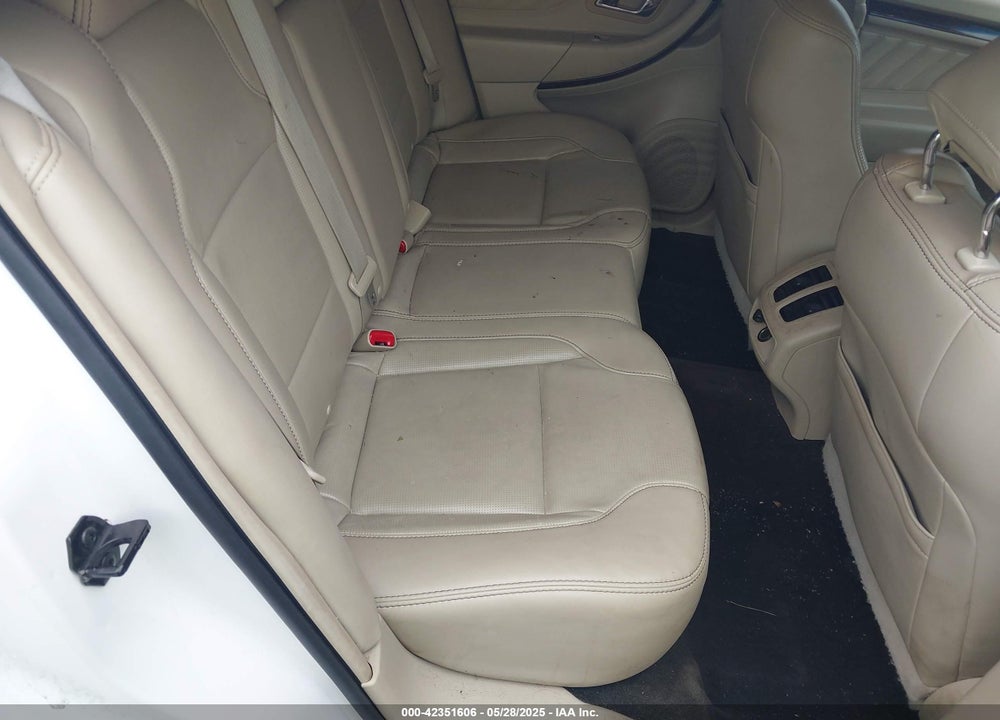 2013 FORD TAURUS VIN: 1FAHP2F82DG170824