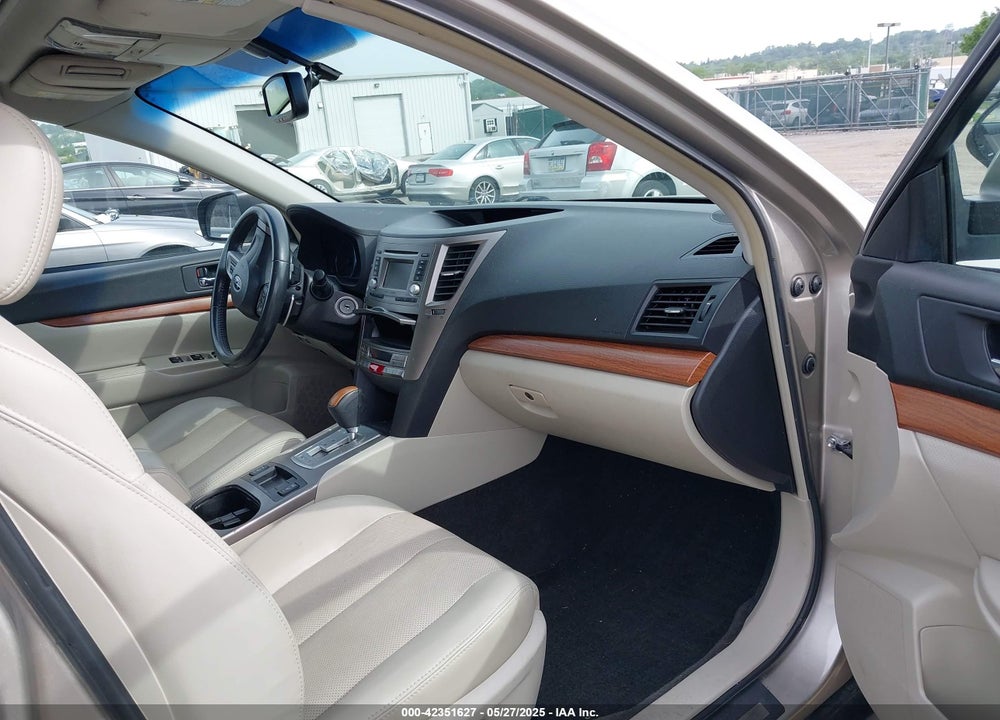 2014 SUBARU OUTBACK VIN: 4S4BRBLC0E3241011