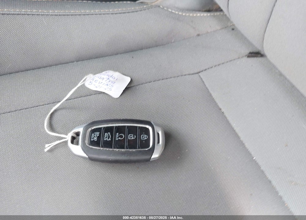 2021 HYUNDAI ELANTRA VIN: 5NPLM4AG0MH030841