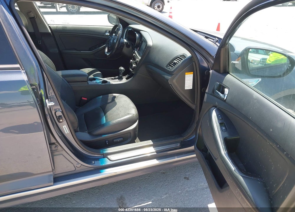 2014 KIA OPTIMA HYBRID VIN: KNAGN4ADXE5066734