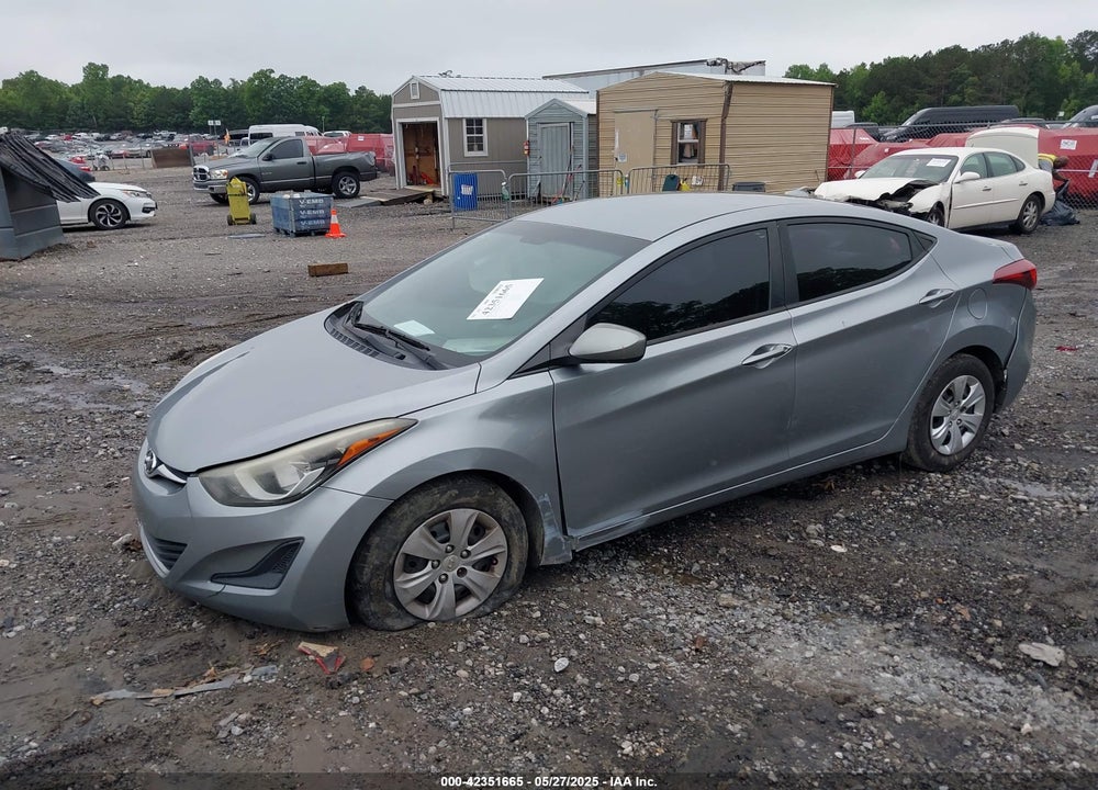 2016 HYUNDAI ELANTRA VIN: 5NPDH4AE7GH740234