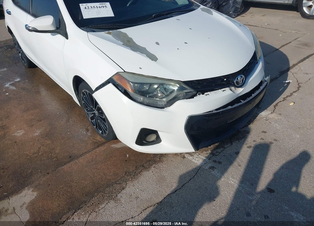 2015 TOYOTA COROLLA VIN: 5YFBURHE9FP300555