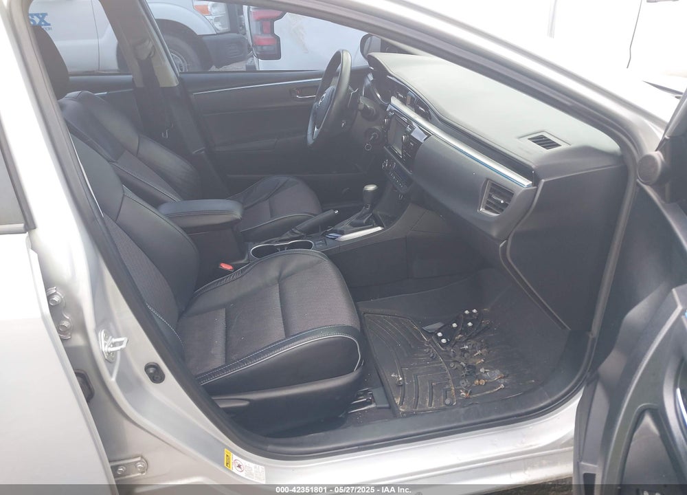 2016 TOYOTA COROLLA VIN: 5YFBURHE3GP561455