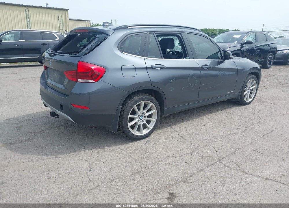 2015 BMW X1 VIN: WBAVL1C57FVY26654