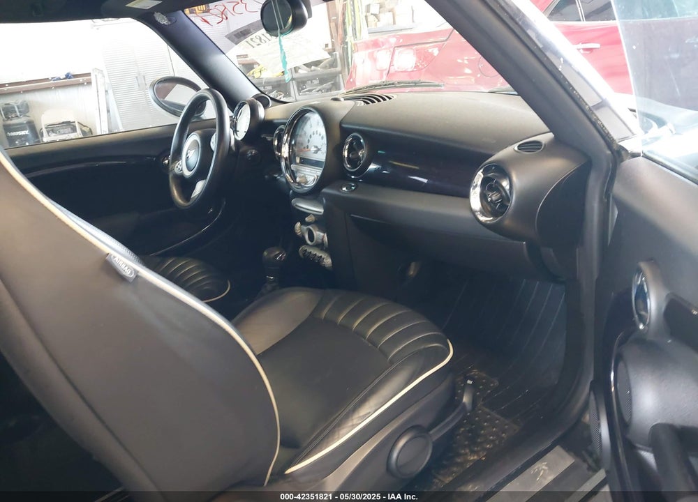 2008 MINI COOPER CLUBMAN  S CLUBMAN VIN: WMWMM33518TP87563