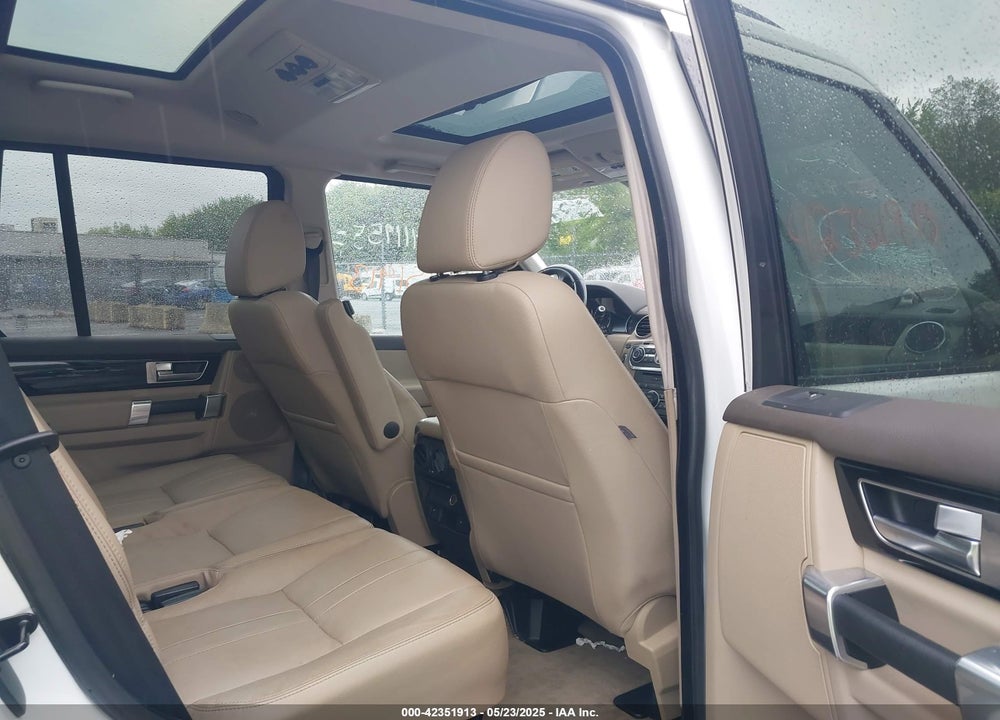 2016 LAND ROVER LR4 VIN: SALAG2V65GA827367