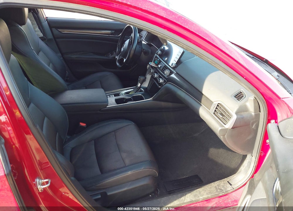 2018 HONDA ACCORD VIN: 1HGCV1F13JA076314
