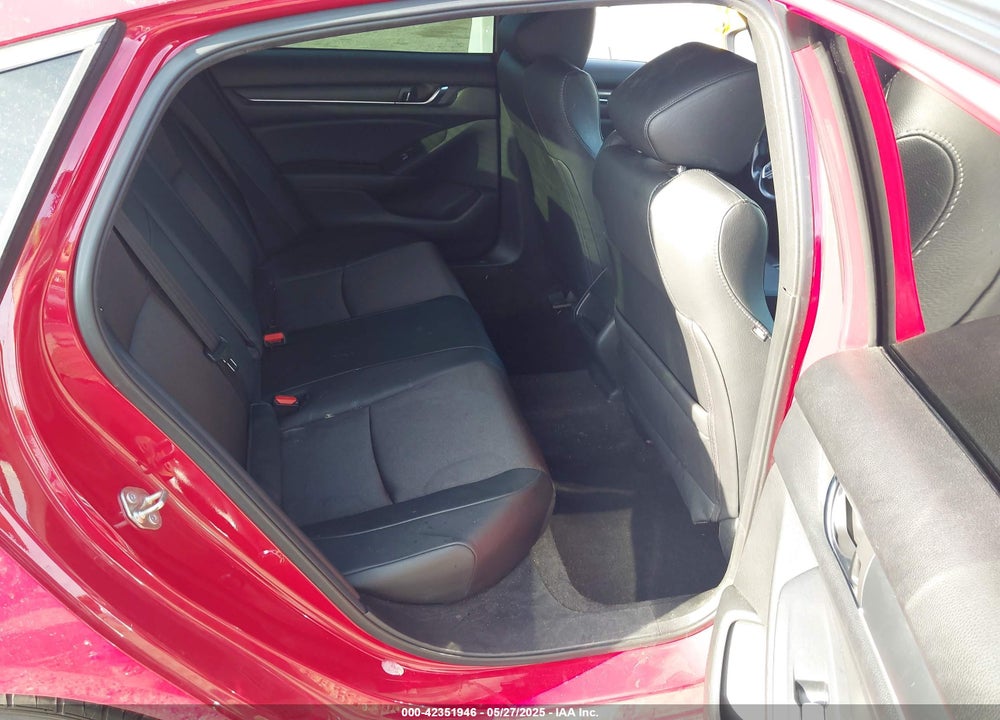 2018 HONDA ACCORD VIN: 1HGCV1F13JA076314