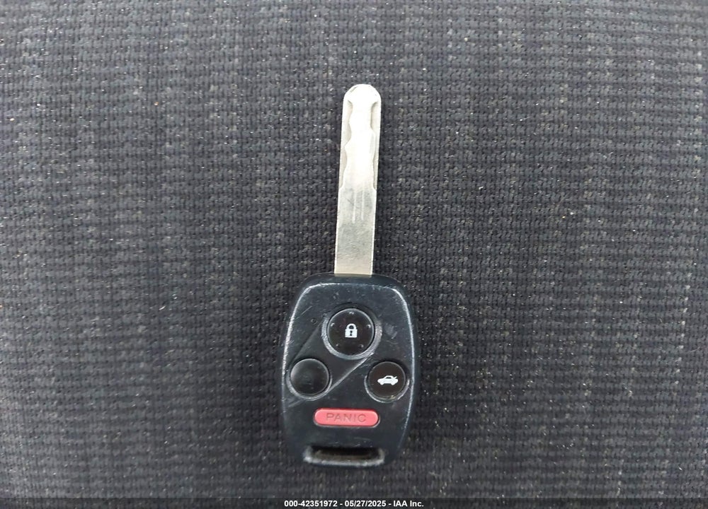 2003 HONDA ACCORD 2.4 LX VIN: 1HGCM56323A049698