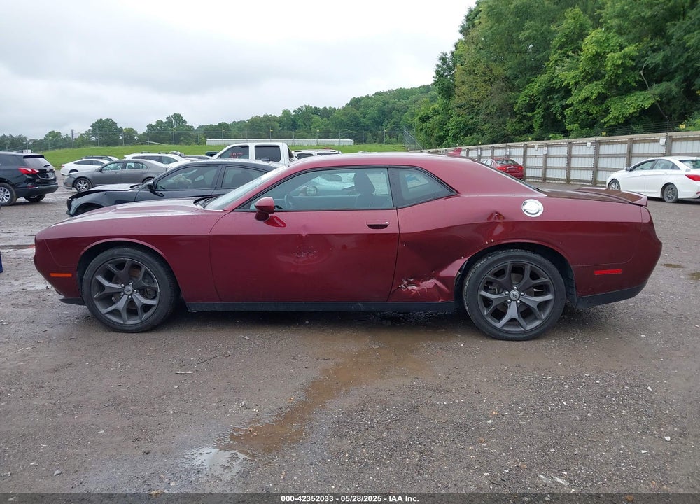 2018 DODGE CHALLENGER SXT PLUS VIN: 2C3CDZAG4JH258685
