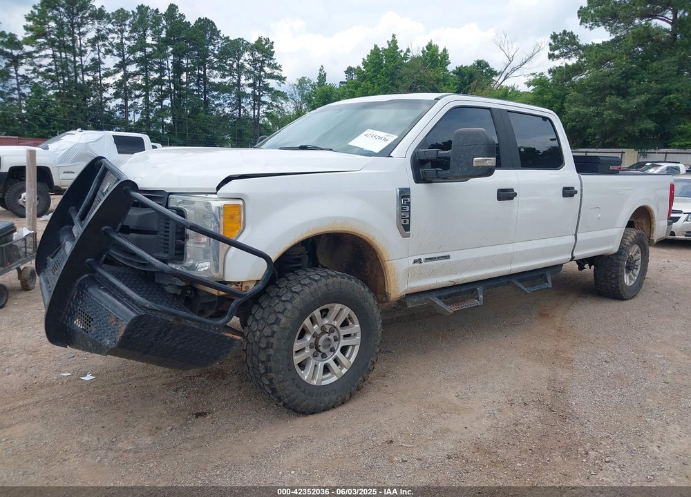 2017 FORD F-350 XL VIN: 1FT8W3BT4HEB47303