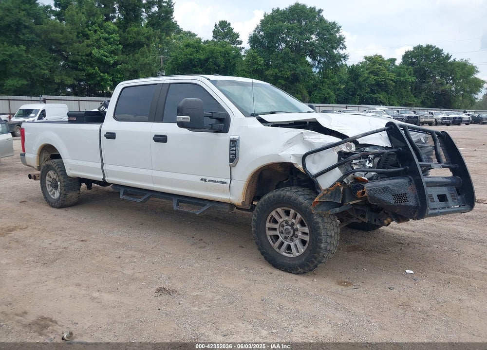 2017 FORD F-350 XL VIN: 1FT8W3BT4HEB47303