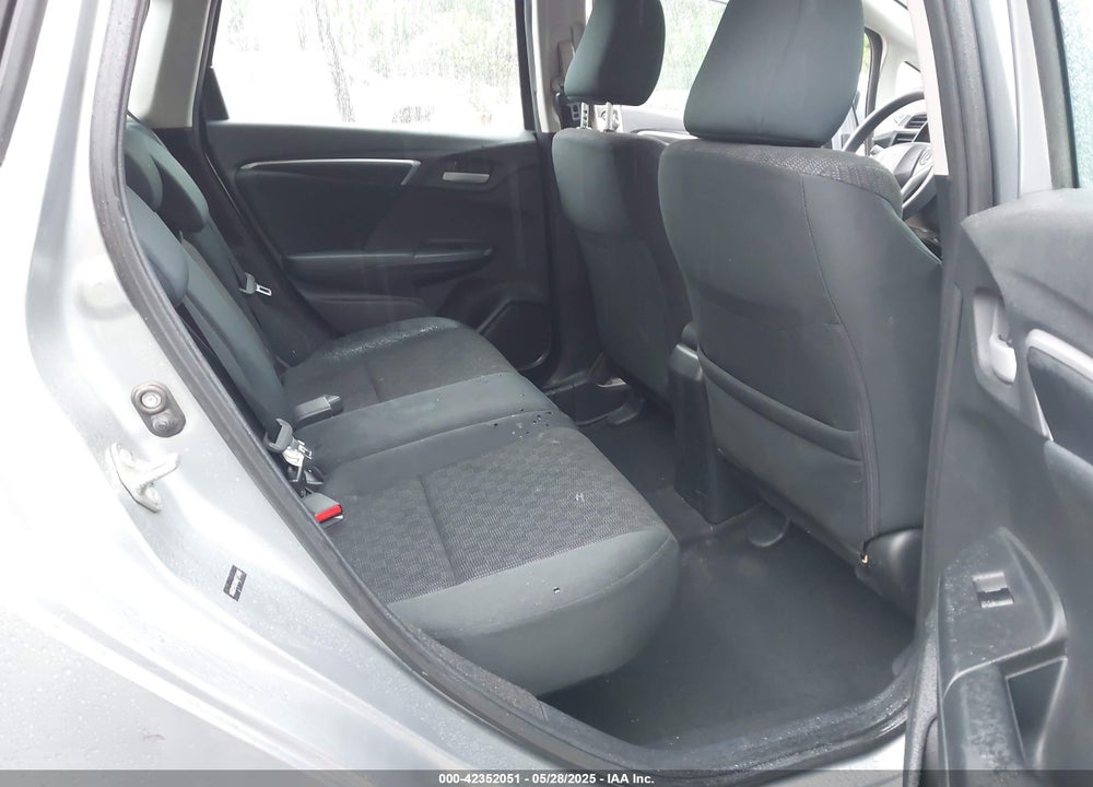2017 HONDA FIT LX VIN: 3HGGK5H5XHM713486