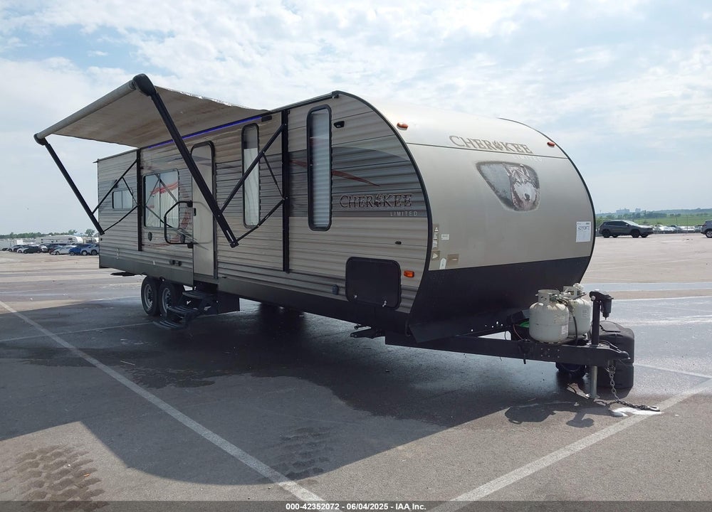 2017 FOREST RIVER CHEROKEE 274RK VIN: 4X4TCKC20HX125283