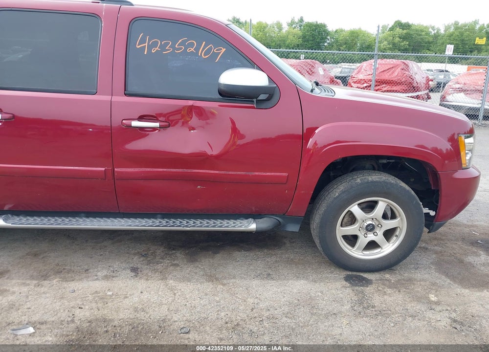 2007 CHEVROLET SUBURBAN 1500 VIN: 3GNFK16317G271819