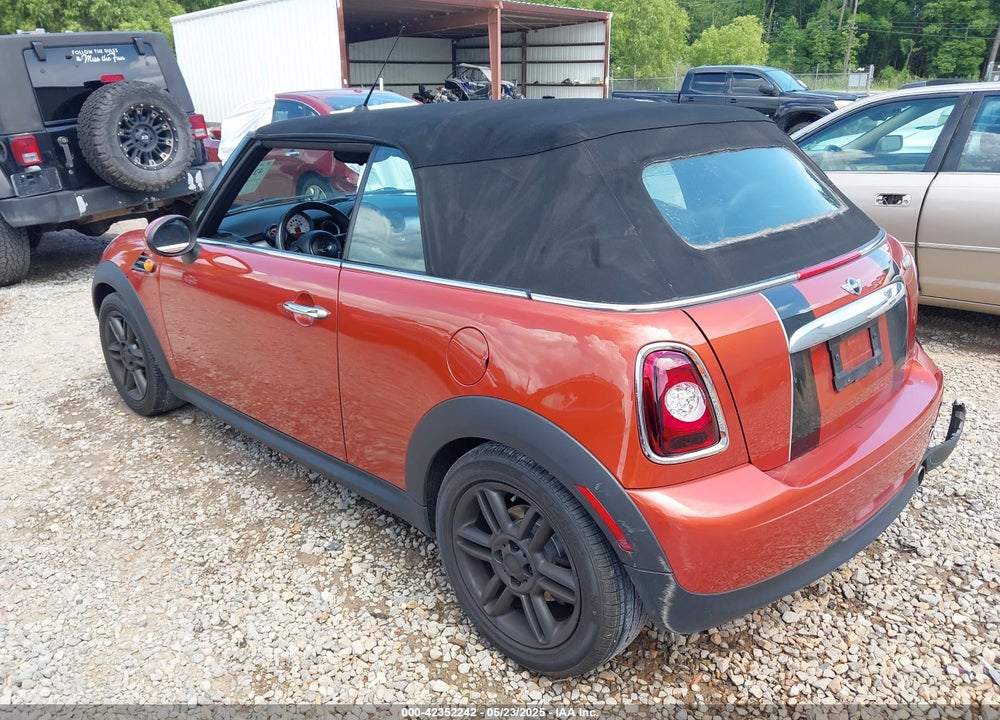 2011 MINI COOPER VIN: WMWZN3C57BTZ89303