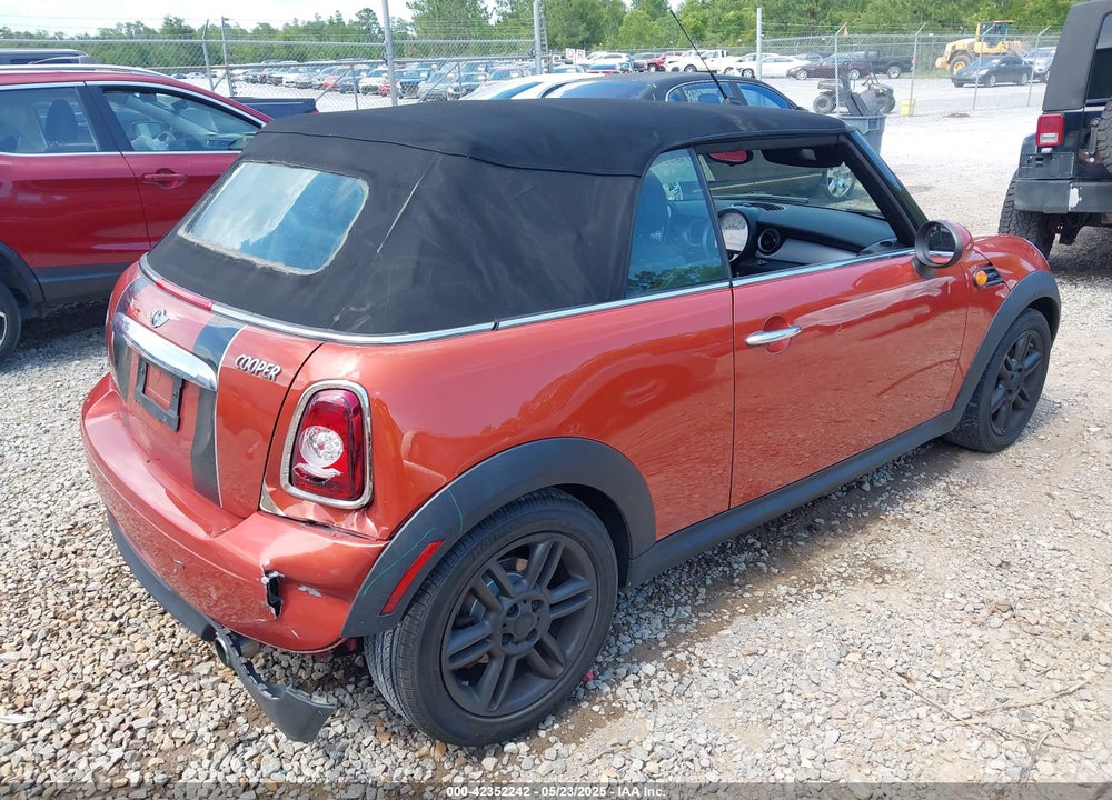 2011 MINI COOPER VIN: WMWZN3C57BTZ89303