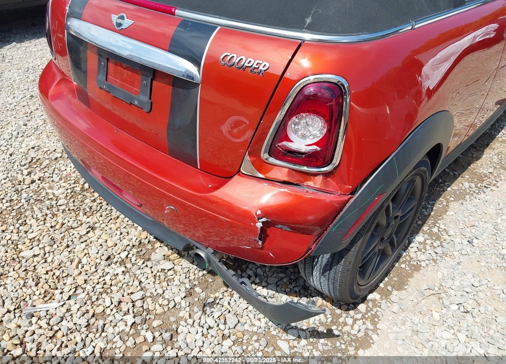 2011 MINI COOPER VIN: WMWZN3C57BTZ89303