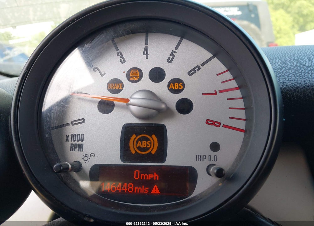 2011 MINI COOPER VIN: WMWZN3C57BTZ89303