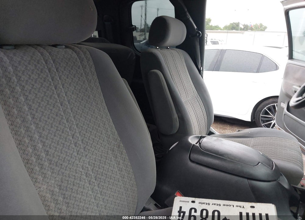 2004 TOYOTA TUNDRA SR5 V8 VIN: 5TBRT34114S455616