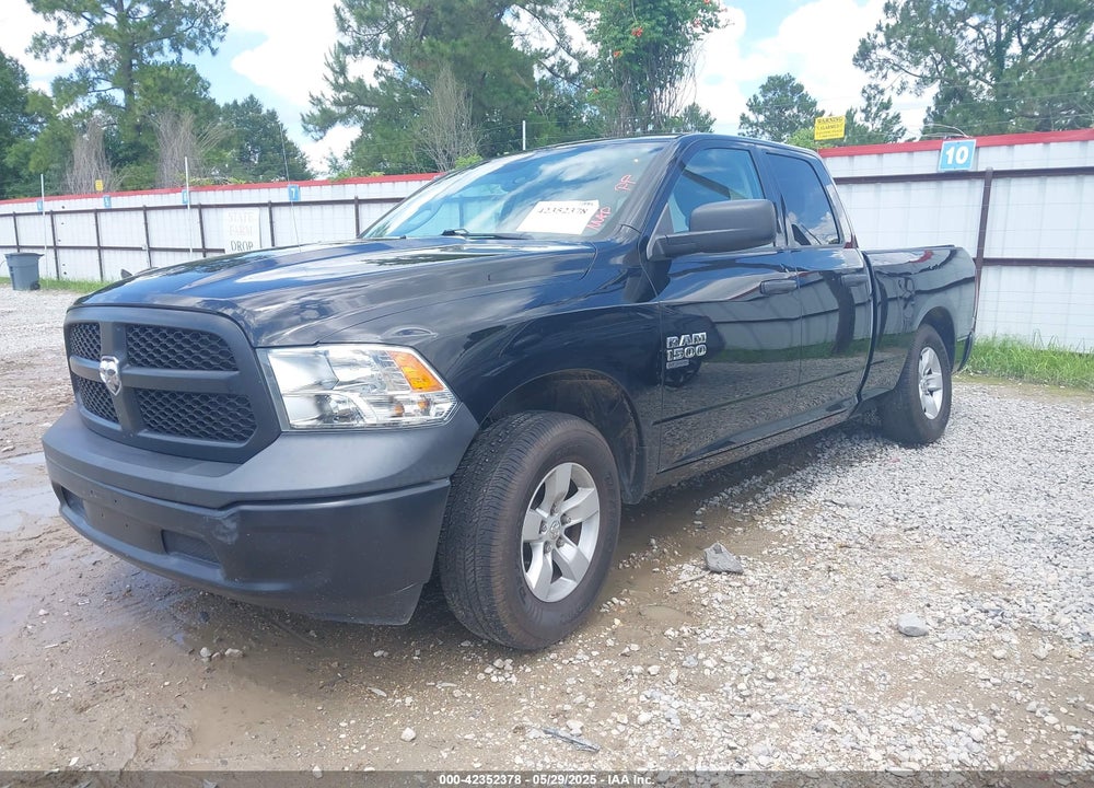 2019 RAM 1500 CLASSIC VIN: 1C6RR6FG7KS628365