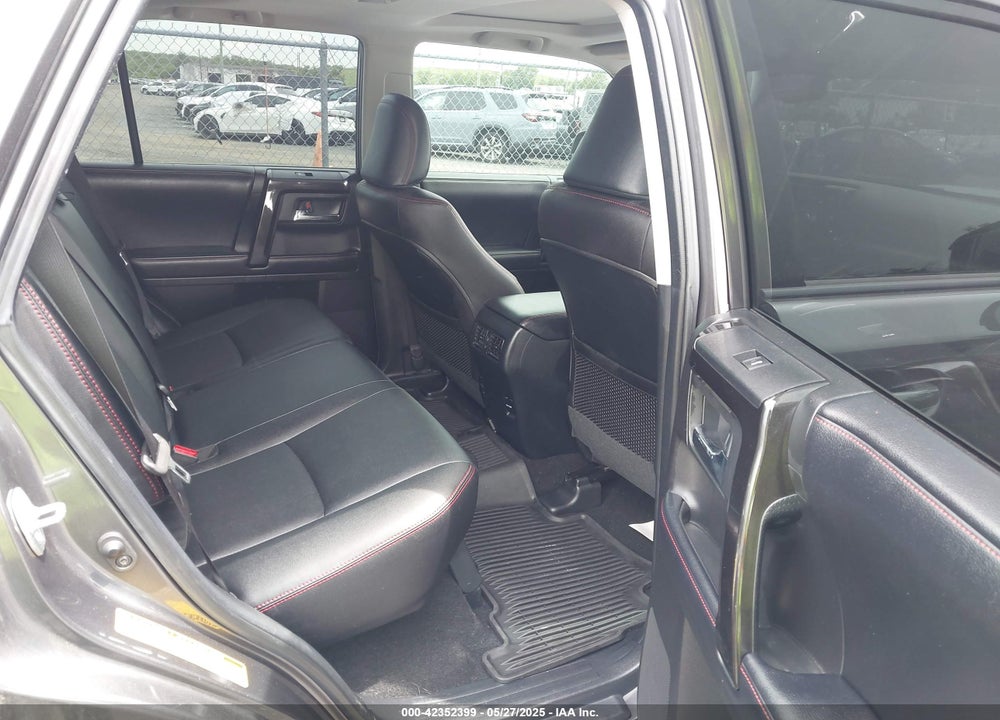 2018 TOYOTA 4RUNNER VIN: JTEBU5JR7J5588342