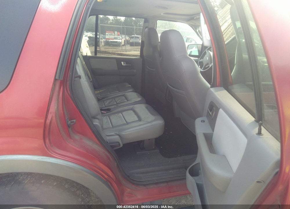 2004 FORD EXPEDITION XLT VIN: 1FMFU15L84LB10446