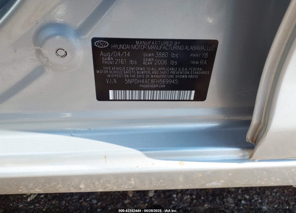 2015 HYUNDAI ELANTRA VIN: 5NPDH4AE8FH569945