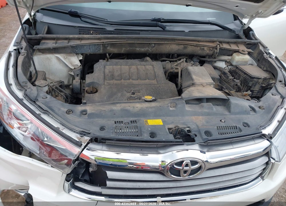 2015 TOYOTA HIGHLANDER LIMITED PLATINUM V6/LIMITED V6 VIN: 5TDYKRFH8FS056465