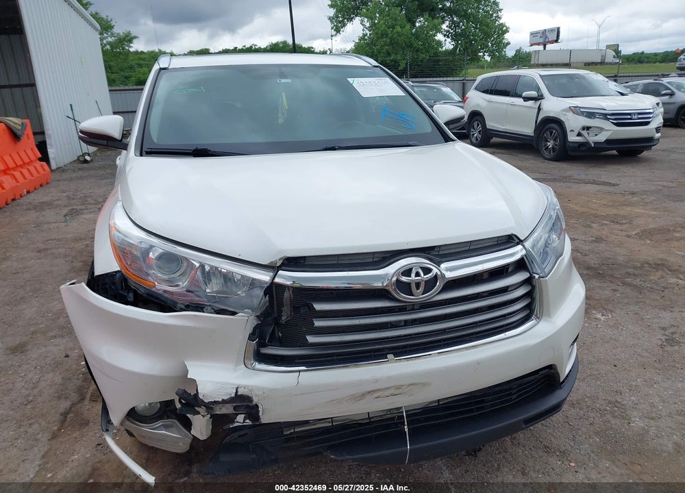 2015 TOYOTA HIGHLANDER LIMITED PLATINUM V6/LIMITED V6 VIN: 5TDYKRFH8FS056465