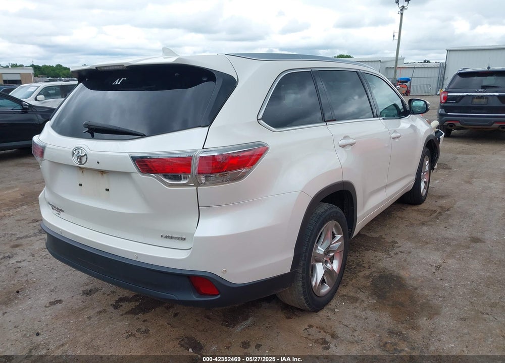 2015 TOYOTA HIGHLANDER LIMITED PLATINUM V6/LIMITED V6 VIN: 5TDYKRFH8FS056465