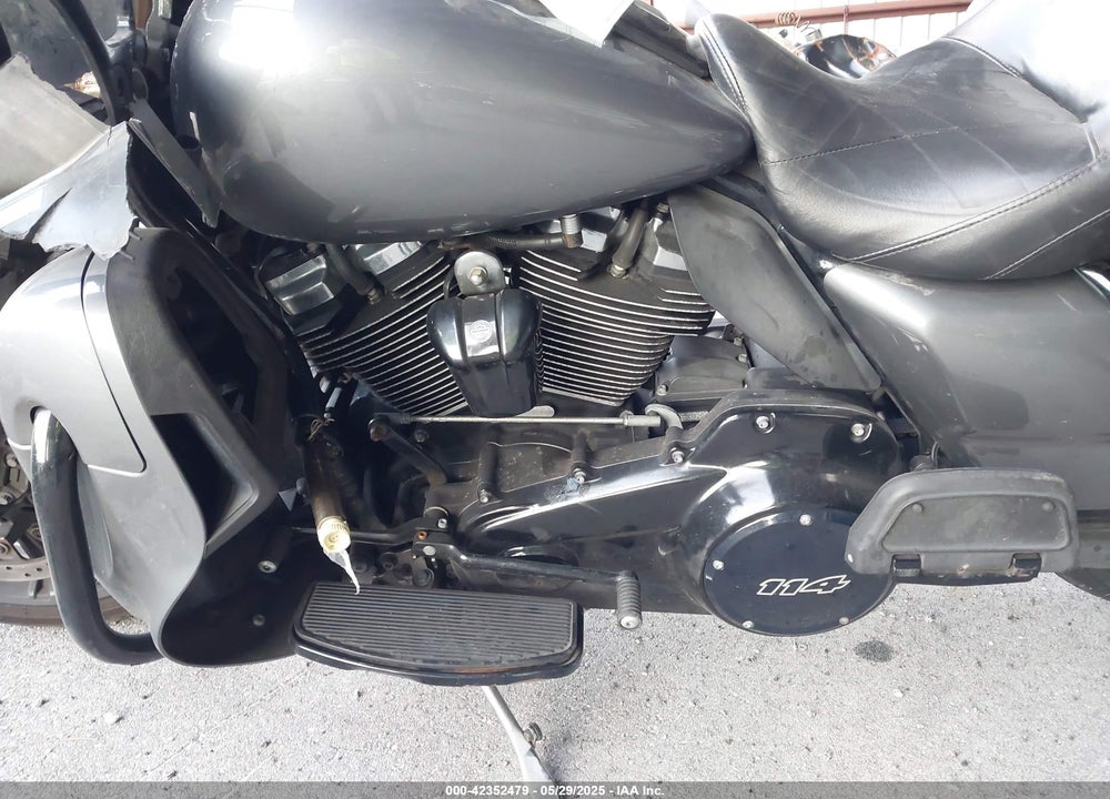2021 HARLEY-DAVIDSON FLTRK VIN: 1HD1KZF15MB605840