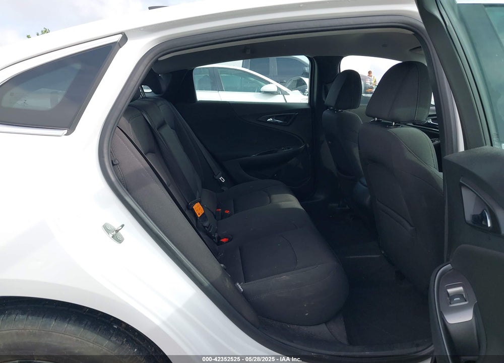 2018 CHEVROLET MALIBU VIN: 1G1ZB5ST4JF202479