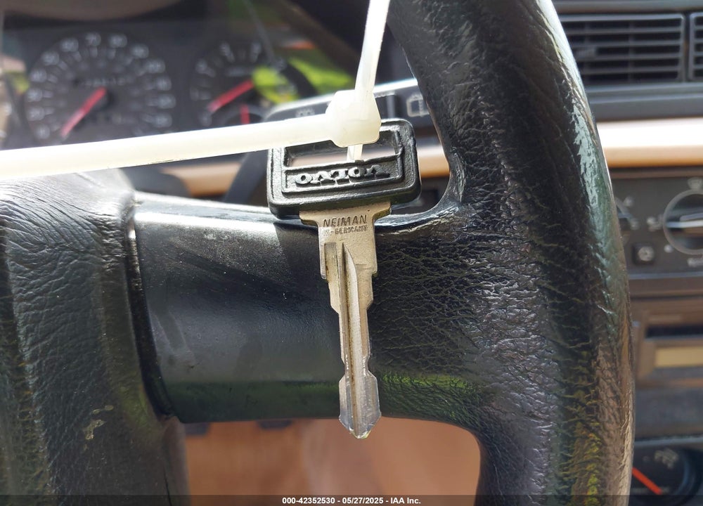 1991 VOLVO 740 SE VIN: YV1FA8753M2334311