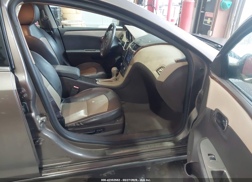 2011 CHEVROLET MALIBU VIN: 1G1ZE5E13BF260201