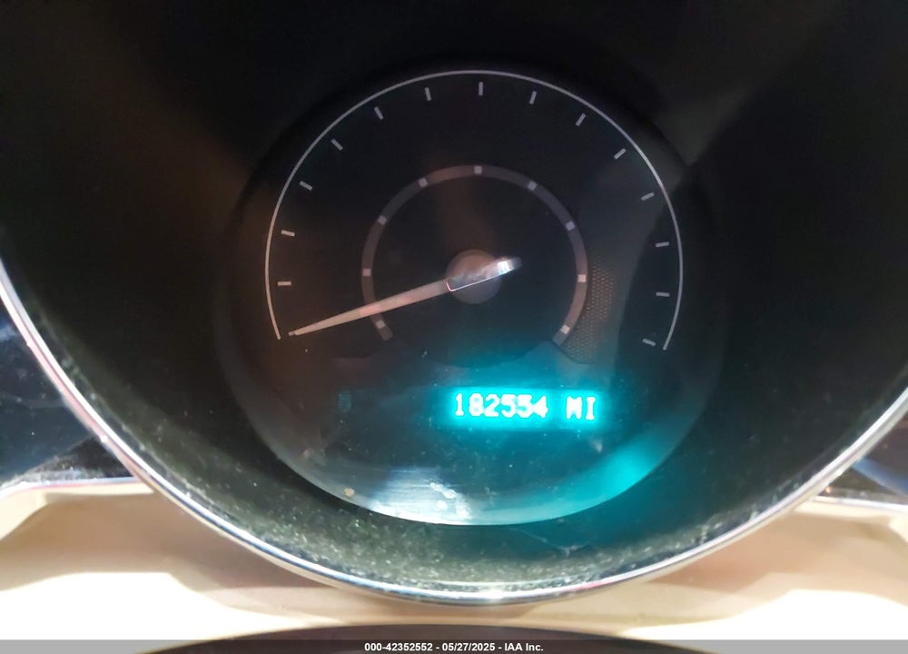 2011 CHEVROLET MALIBU VIN: 1G1ZE5E13BF260201