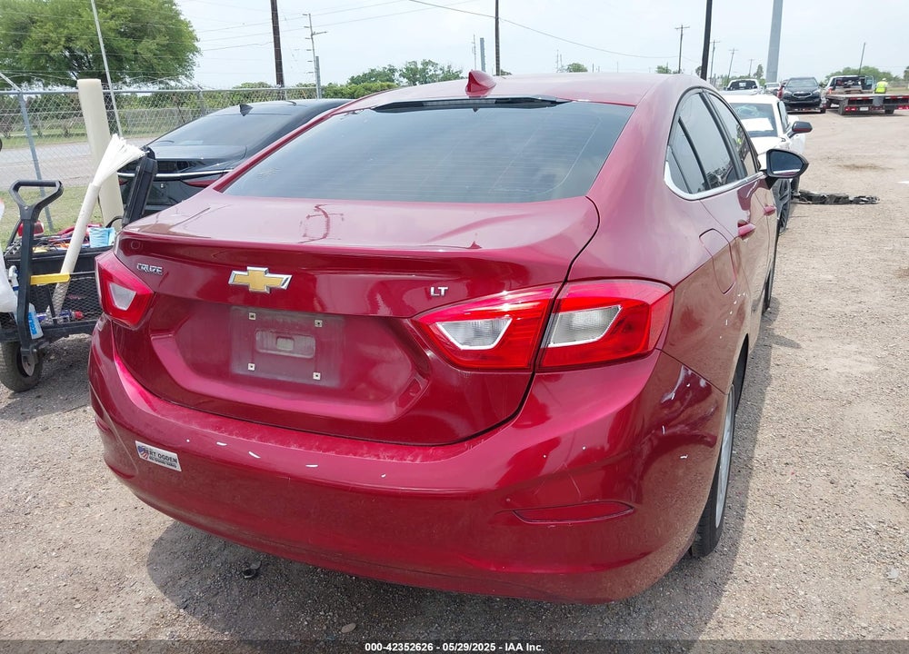 2018 CHEVROLET CRUZE VIN: 1G1BE5SM2J7200287