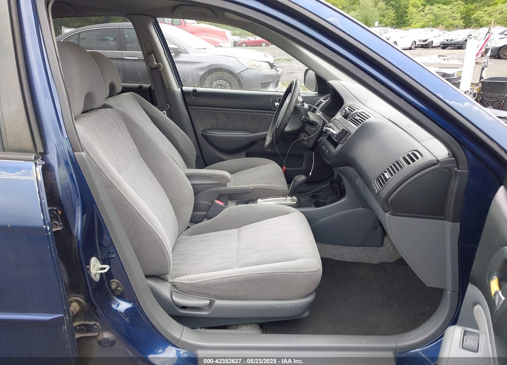 2003 HONDA CIVIC LX VIN: 2HGES16513H593796