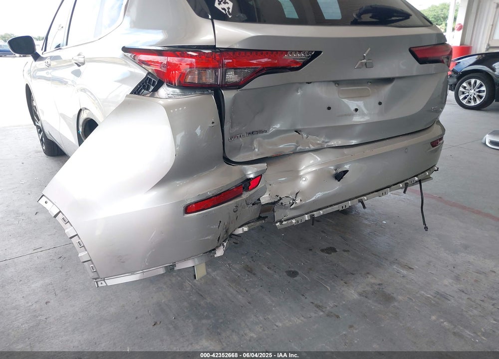 2022 MITSUBISHI OUTLANDER BLACK EDITION 2WD/SE 2.5 2WD/SE LAUNCH EDITION 2WD VIN: JA4J3UA82NZ009853