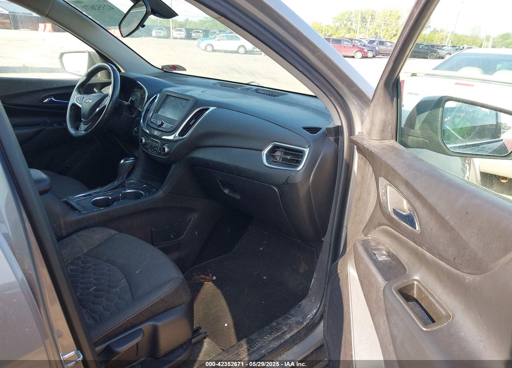 2018 CHEVROLET EQUINOX VIN: 3GNAXJEV8JS606836