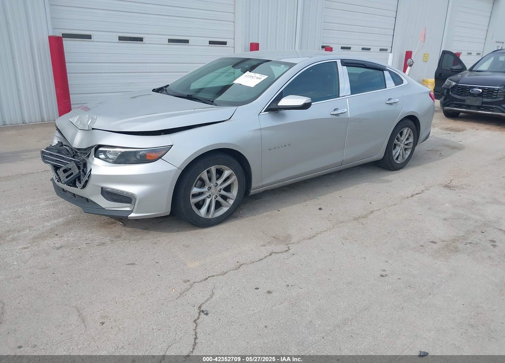 2018 CHEVROLET MALIBU VIN: 1G1ZD5ST8JF138117