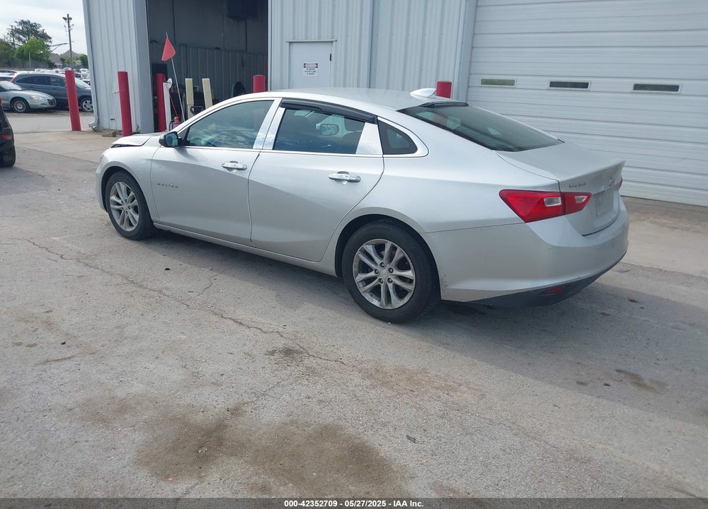 2018 CHEVROLET MALIBU VIN: 1G1ZD5ST8JF138117