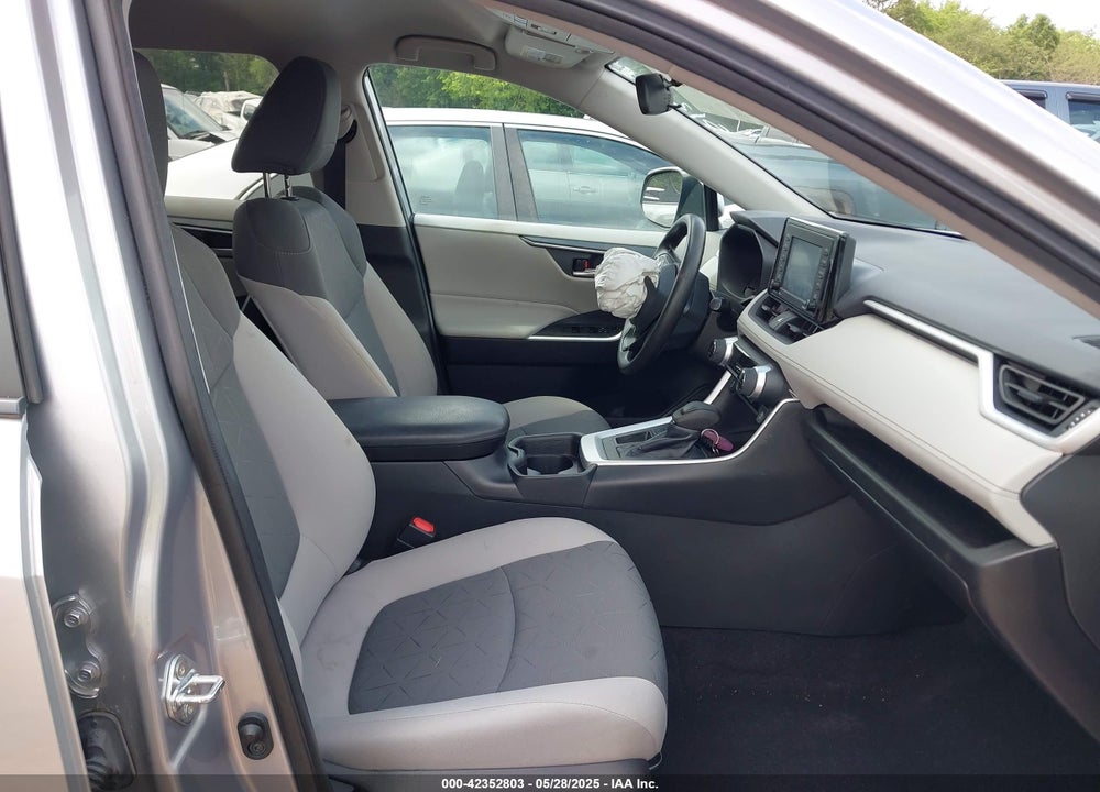 2021 TOYOTA RAV4 XLE/XLE PREMIUM VIN: 2T3W1RFVXMC163899