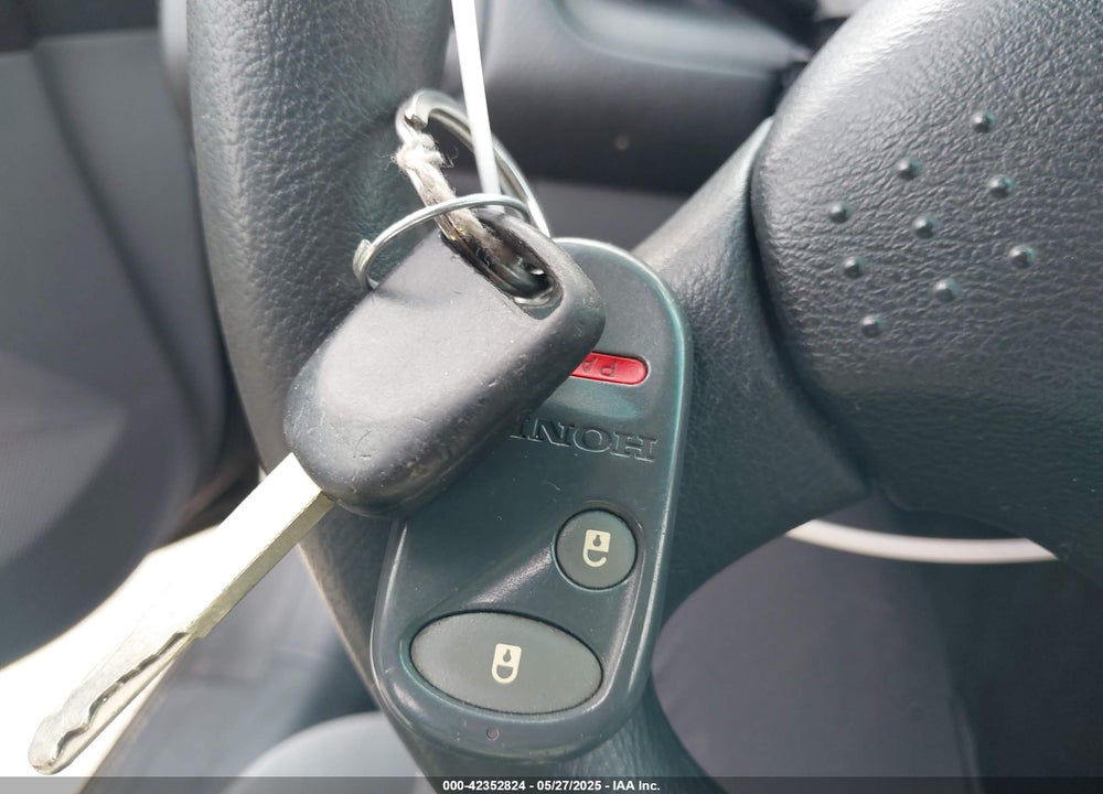 2005 HONDA CIVIC LX VIN: 2HGES16555H633462