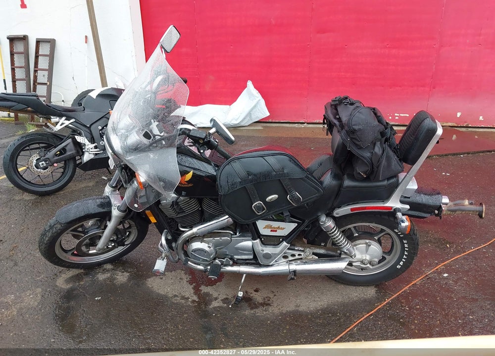 1986 HONDA VT1100 C VIN: 1HFSC1802GA103862