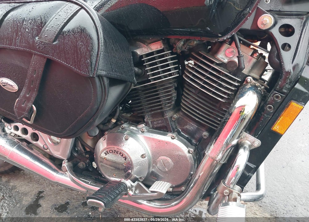 1986 HONDA VT1100 C VIN: 1HFSC1802GA103862