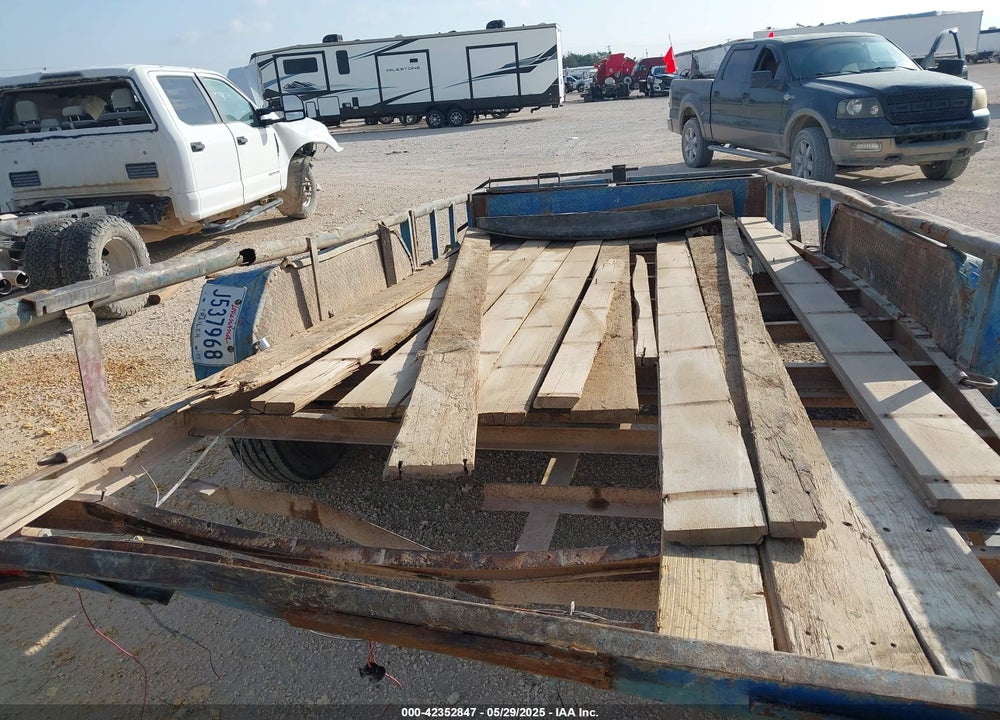 2008 OTHER --- VIN: 4XV3B18208D103352