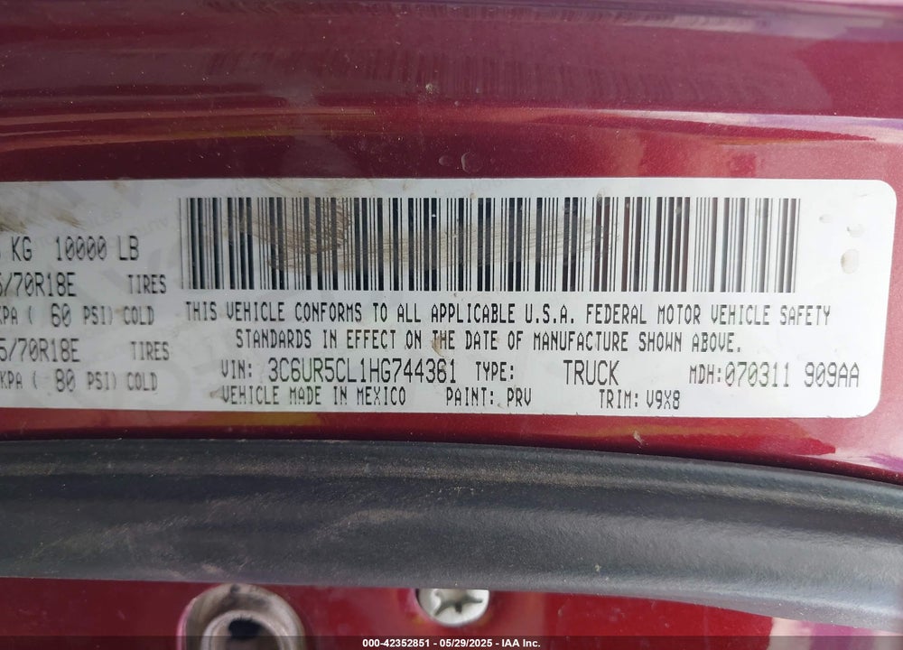 2017 RAM 2500 VIN: 3C6UR5CL1HG744361